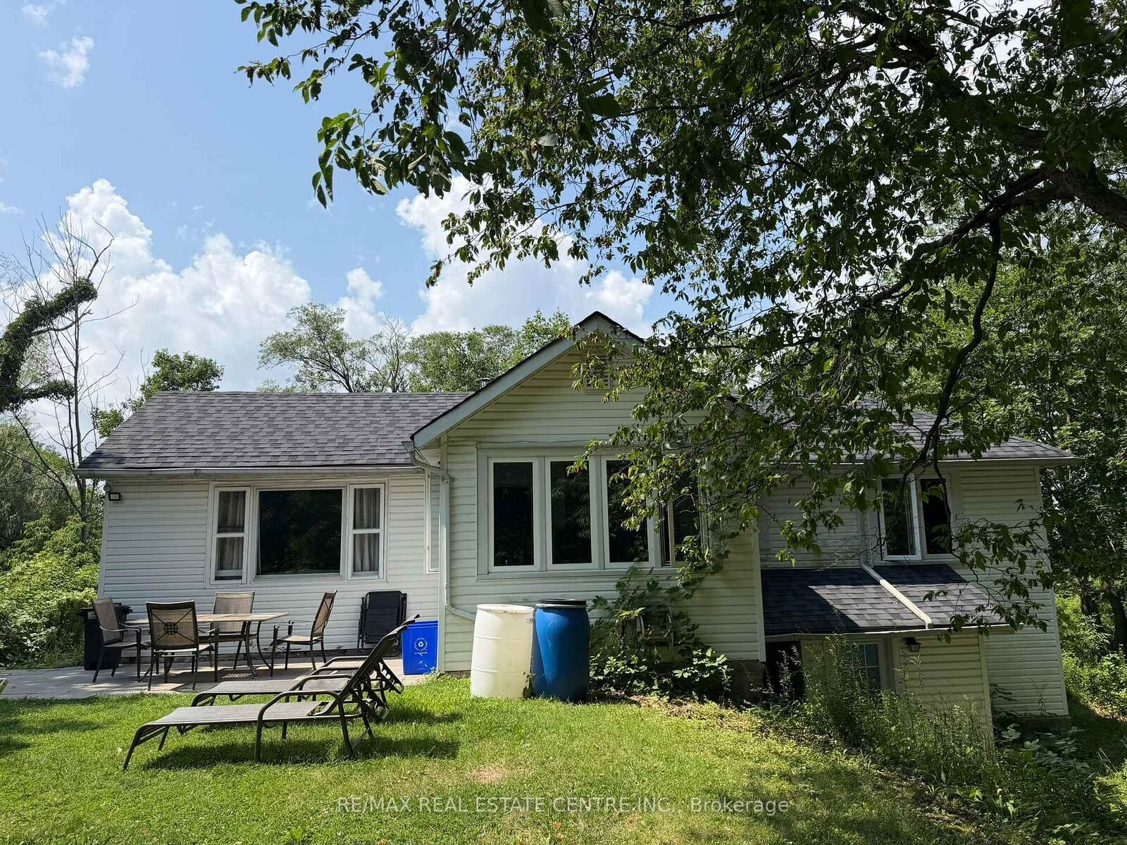 Property Photo: 716 Artaban Road ON L9H 5E3