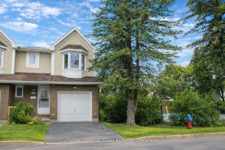 Property Photo:  503 Sidney Drive SE  ON K4A 2W6 