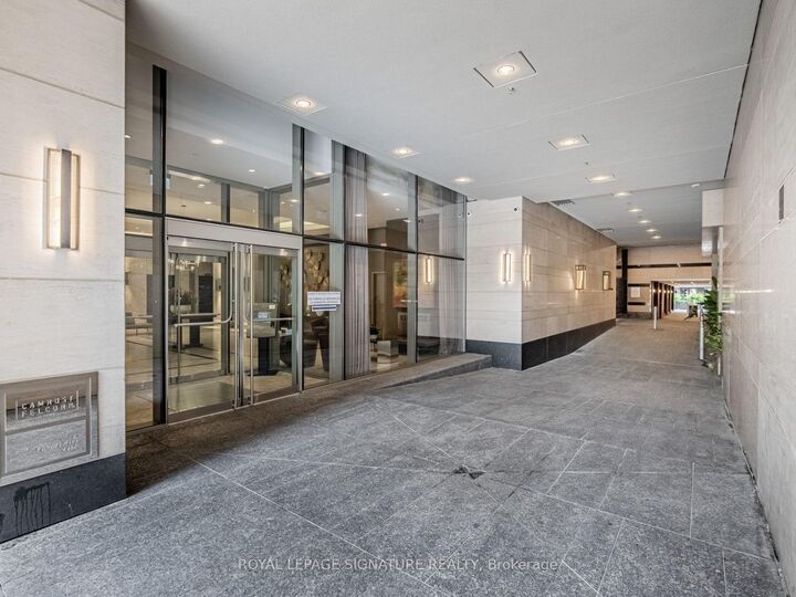 Property Photo: 155 Yorkville Avenue 1110 ON M5R 1C4