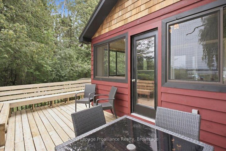 Property Photo:  732A 13th Line W  ON K0L 1L0 