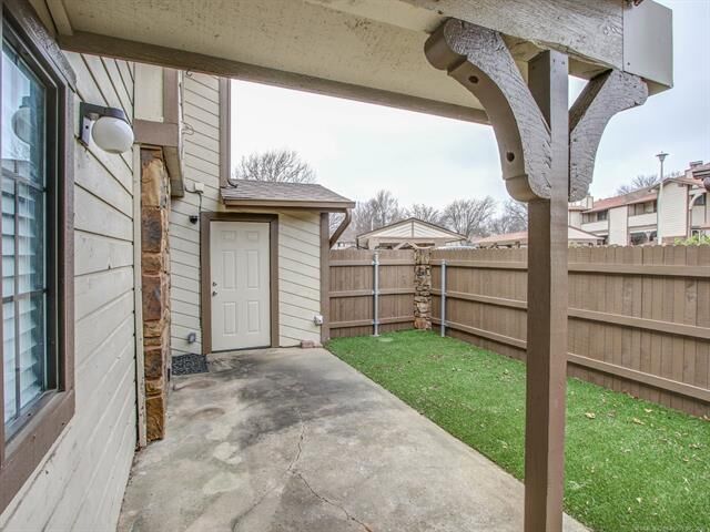Property Photo:  6371 S 80th East Avenue 6D  OK 74133 