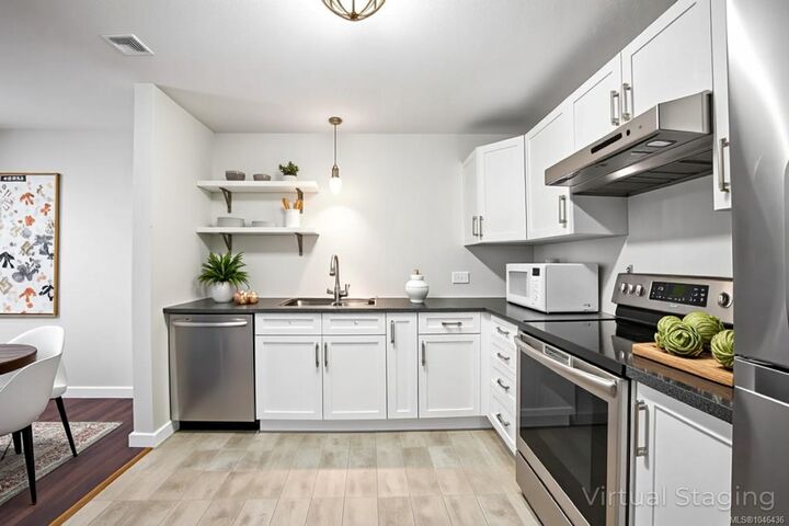 Property Photo: 3185 Barons Rd #315 BC V9T 5T3