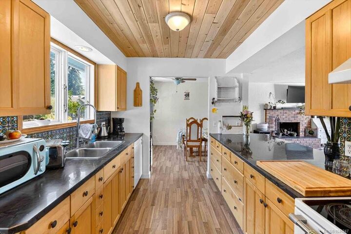 Property Photo:  4503 Alwyn St  BC V9Y 5V2 
