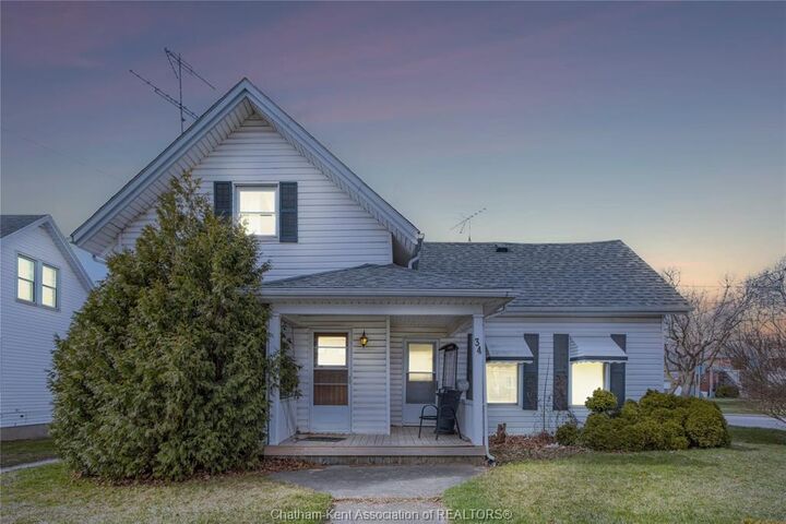 Property Photo: 34 Chatham Street South ON N0P 1A0