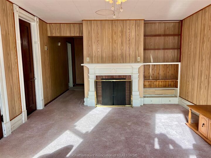 Property Photo: 101 Harvey Street ON N7M 1M4