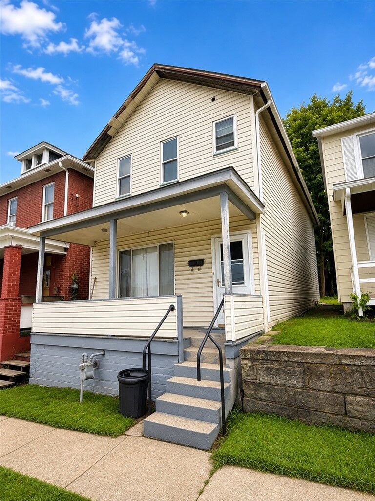 Property Photo: 11 S 14th St PA 15644