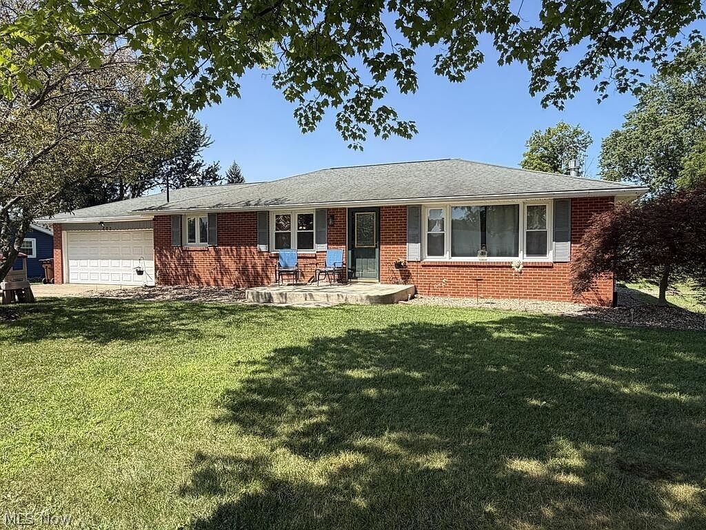 Property Photo: 893 Dresden Drive OH 44905