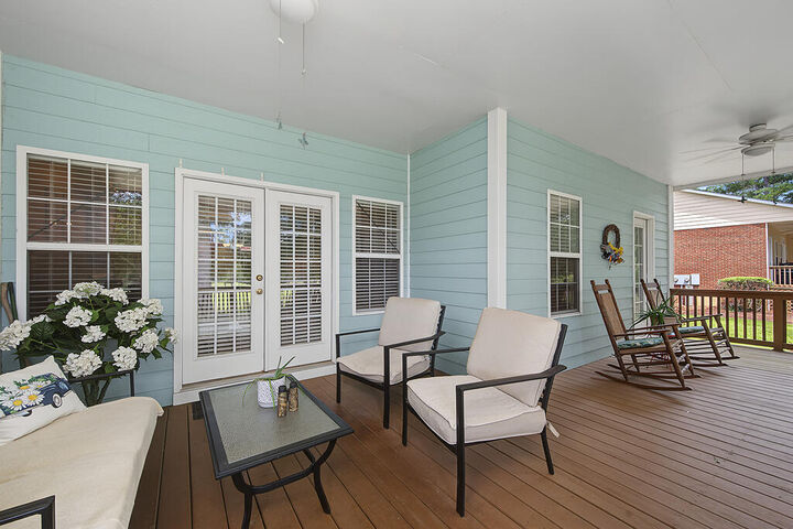Property Photo: 119E Country Club Drive GA 31709