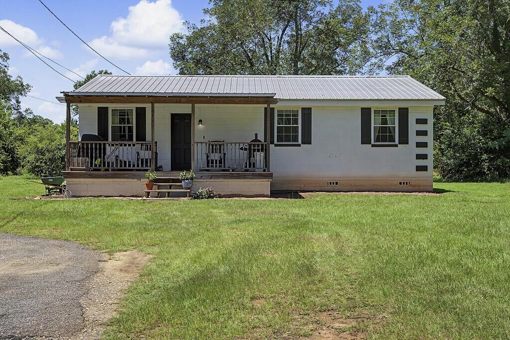 Property Photo:  2715 Homewood Drive  GA 31707 