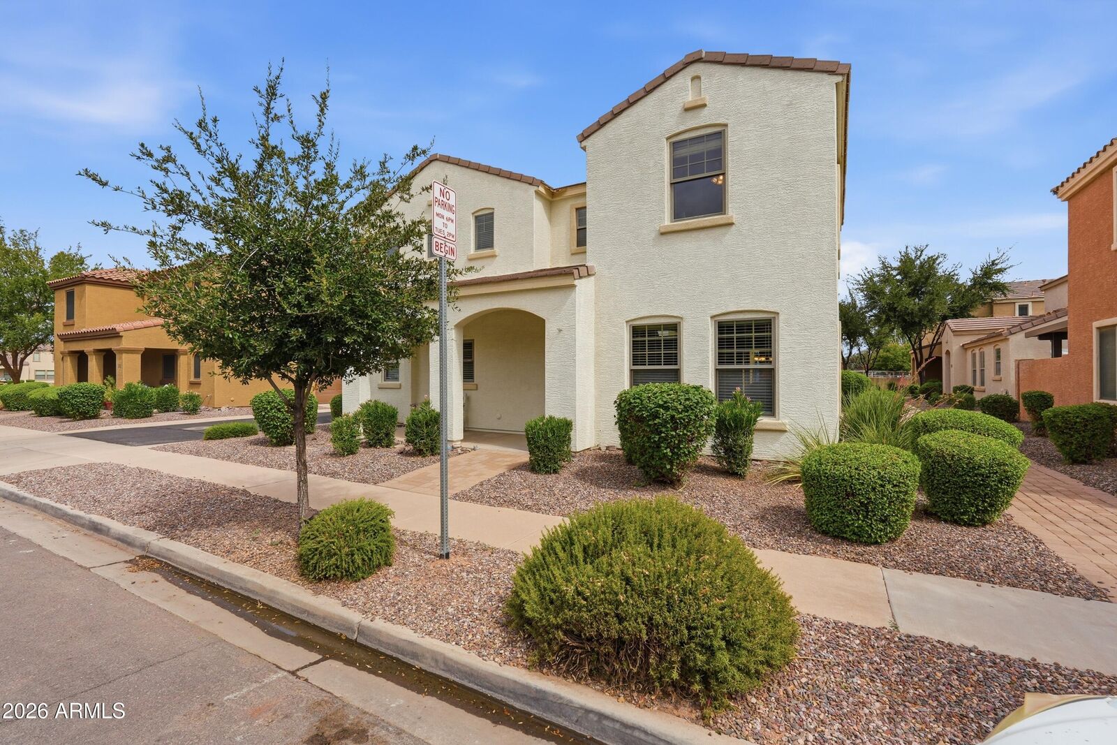 Property Photo: 2944 E Megan Street AZ 85295