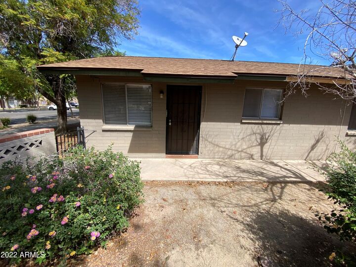 Property Photo: 7153 N 57th Drive Apt 1 AZ 85301