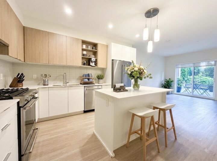 Property Photo: 6960 Nicholson Road 102 BC V4E 0A9