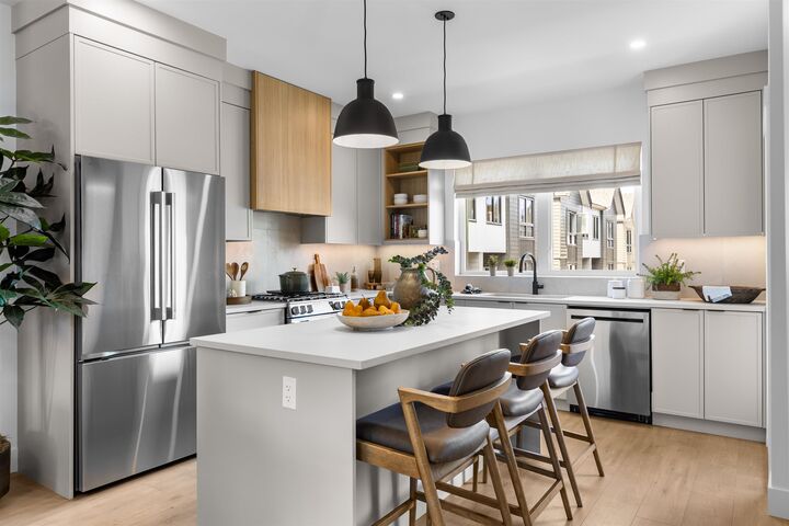Property Photo: 16765 25 Avenue 19 BC V3Z 0X3