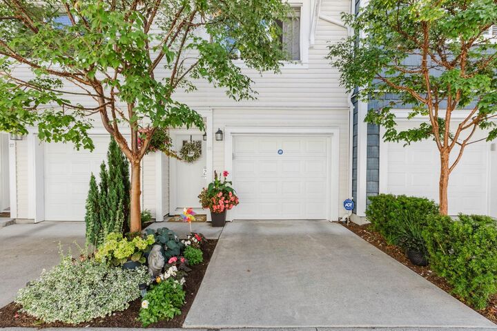 Property Photo:  3039 156 Street 28  BC V3Z 6T5 