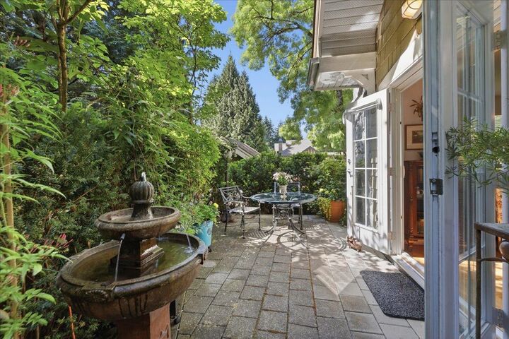 Property Photo: 5605 Hampton Place 13 BC V6T 2H2