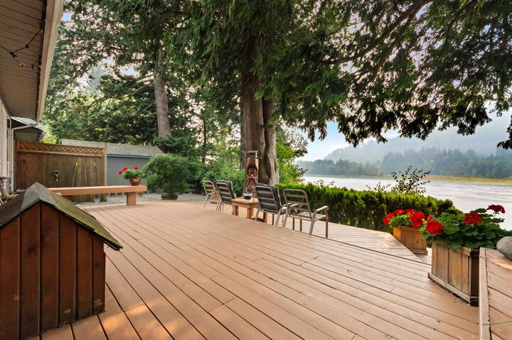 Property Photo:  402 Water Avenue  BC V0X 1L0 