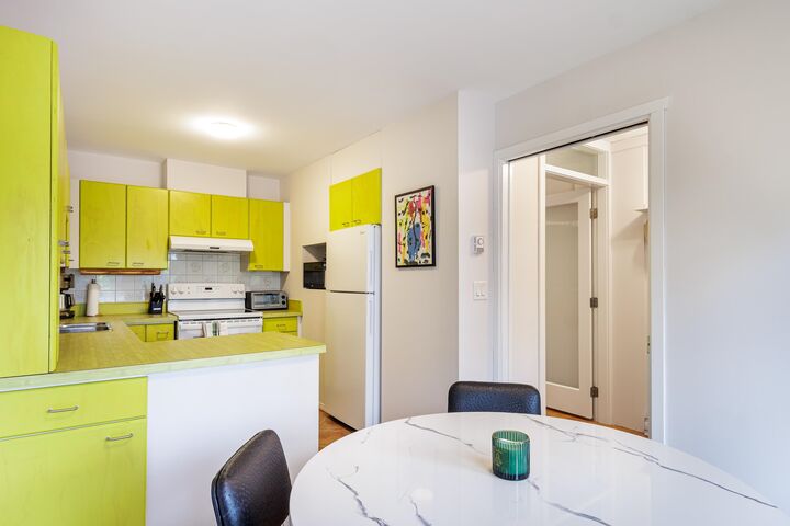Property Photo:  5768 Marine Way 4  BC V0N 3A6 