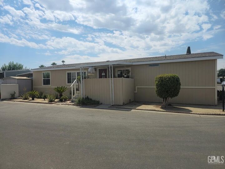 Property Photo: 2042 Girard Street 126 CA 93215
