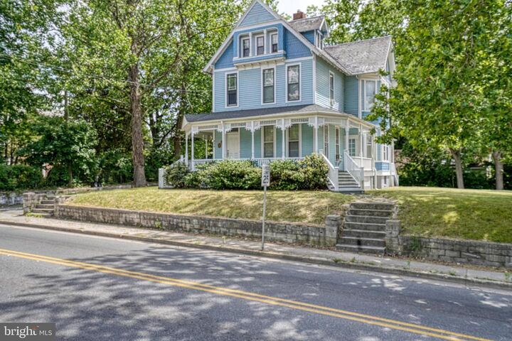 Property Photo: 208 W Isabella Street MD 21801