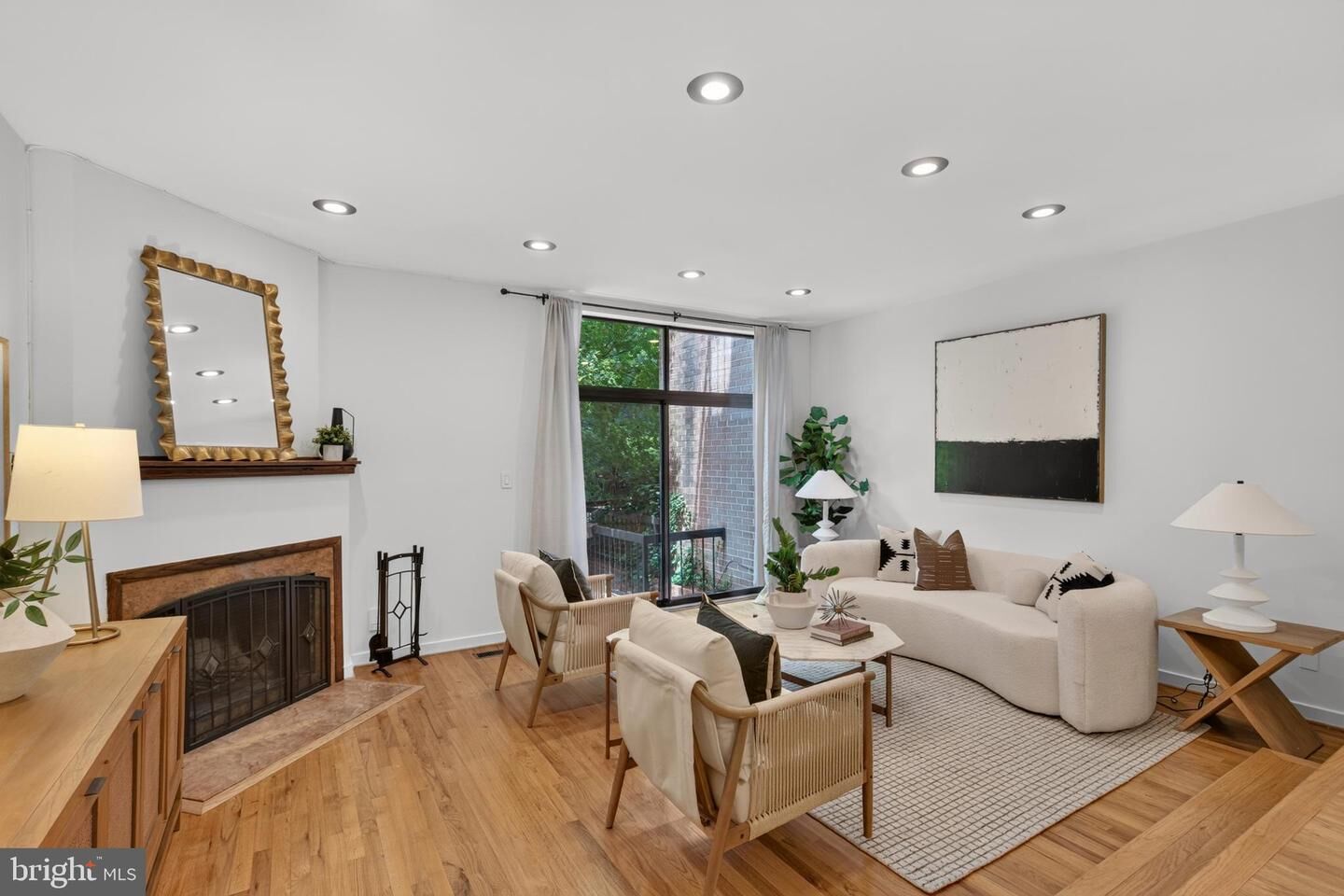Property Photo: 3503 17th Street NW 3 DC 20010