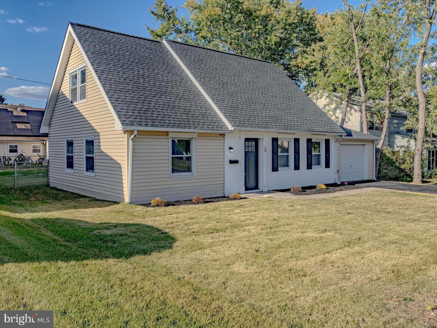 Property Photo: 39 Middleton Lane NJ 08046