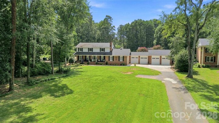 Property Photo:  5417 Lebanon Road  NC 28227 
