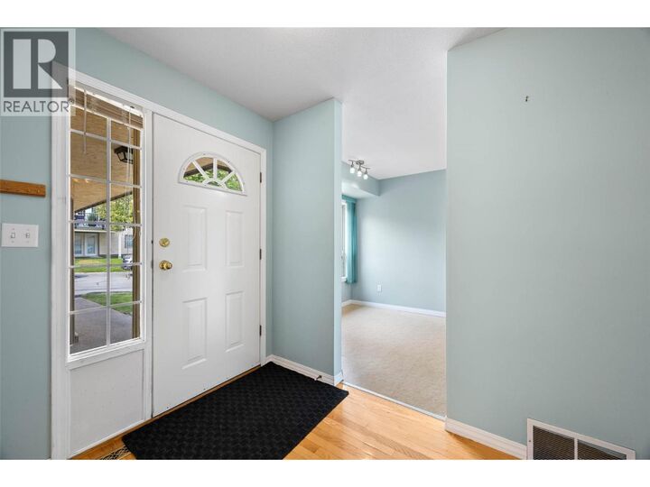 Property Photo: 1750 Pacific Way 17 BC V2E 2K8