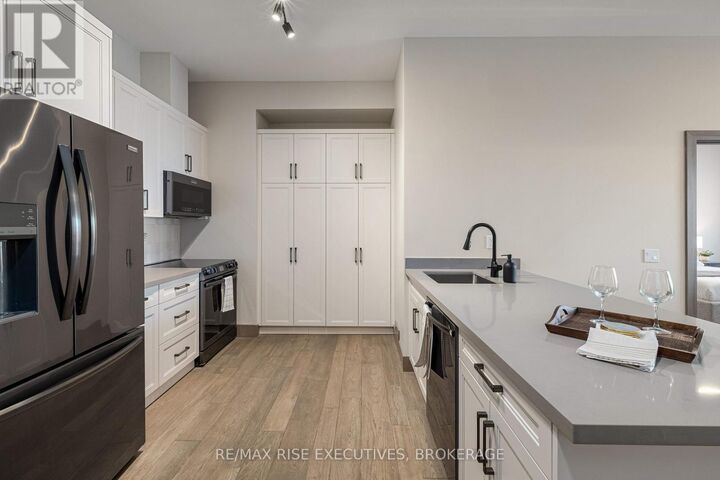 Property Photo: 2274 Princess Street 450 ON K7M 3G4