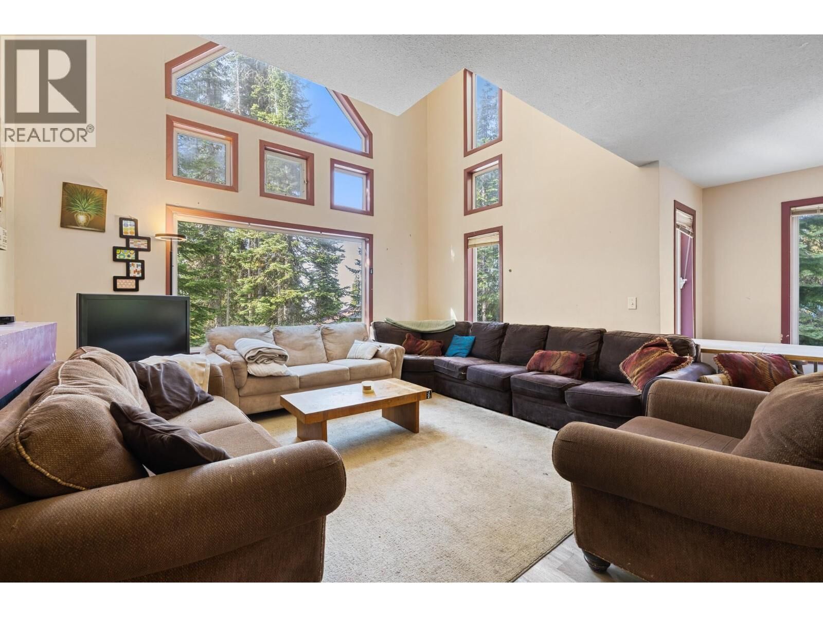 Property Photo: 7475 Porcupine Road 3 BC V1P 1P3