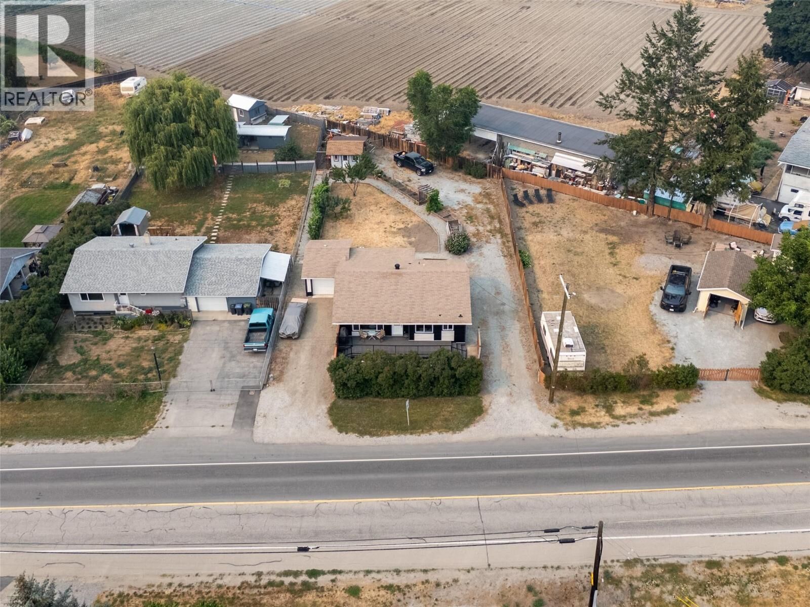 Property Photo:  292 Valley Road North  BC V1V 2G1 