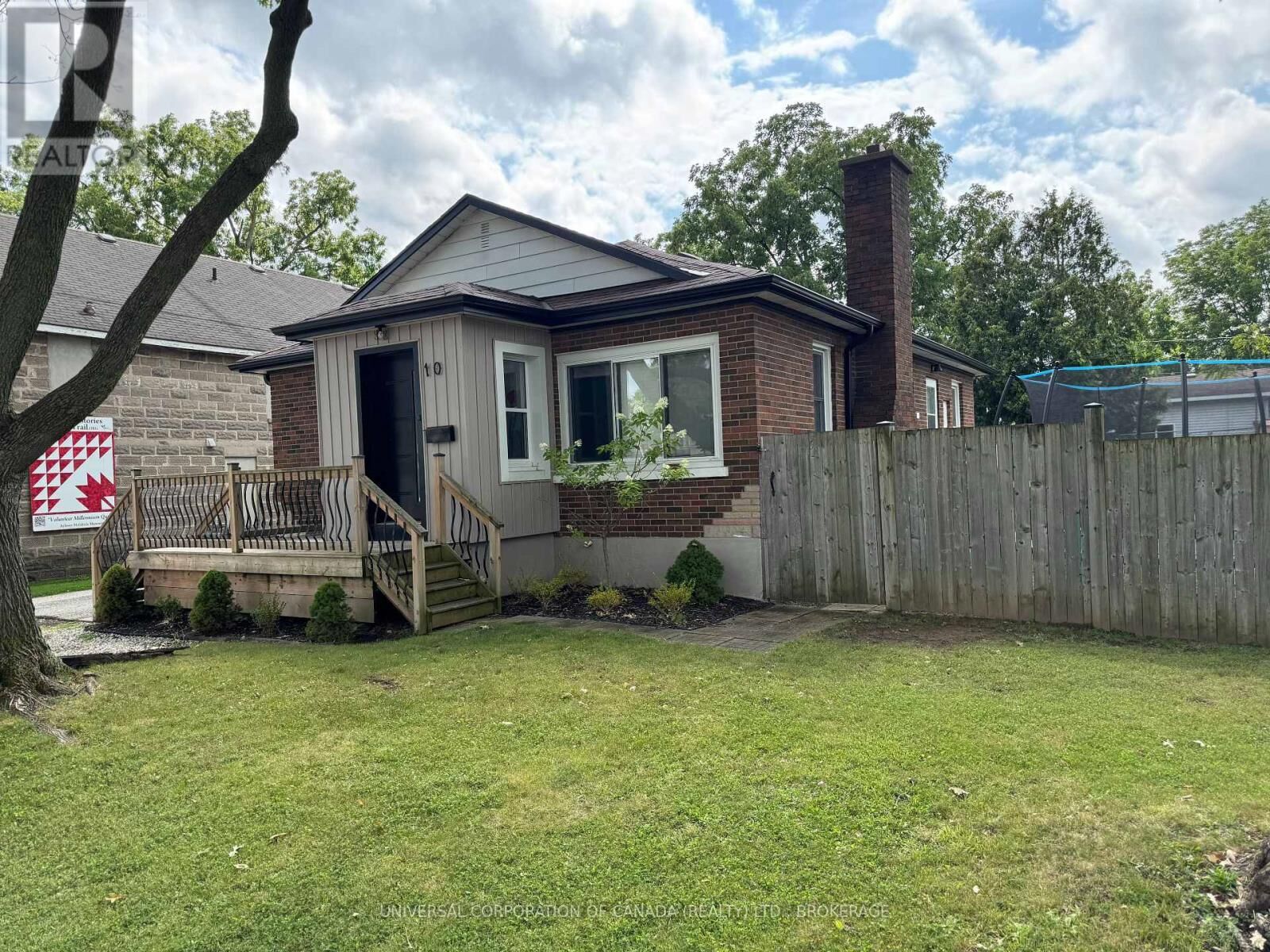 Property Photo: 10 East Street ON N5H 1W2