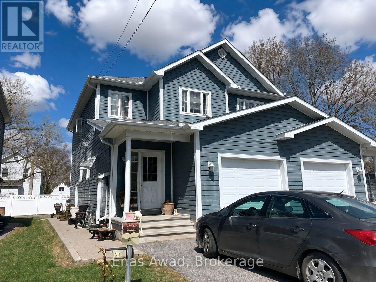 Property Photo: 102 Mill Street ON K4R 1A2