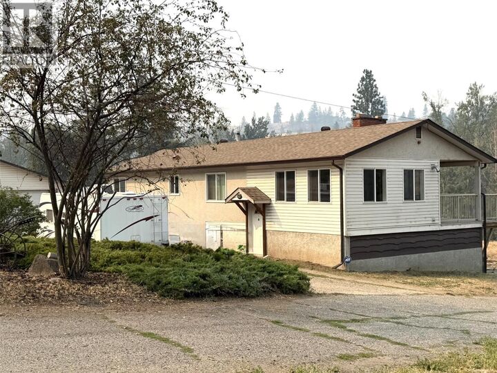 Property Photo: 2000 Hollywood Road South BC V1X 4P6