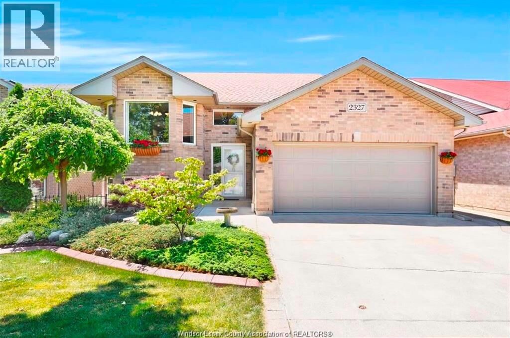 Property Photo:  2327 Norcrest  ON N8P 1V3 