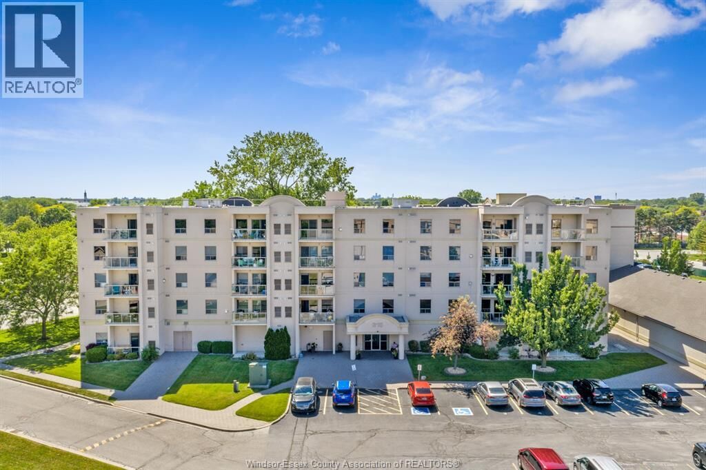 Property Photo:  315 Village Grove Drive 505  ON N8N 5G4 