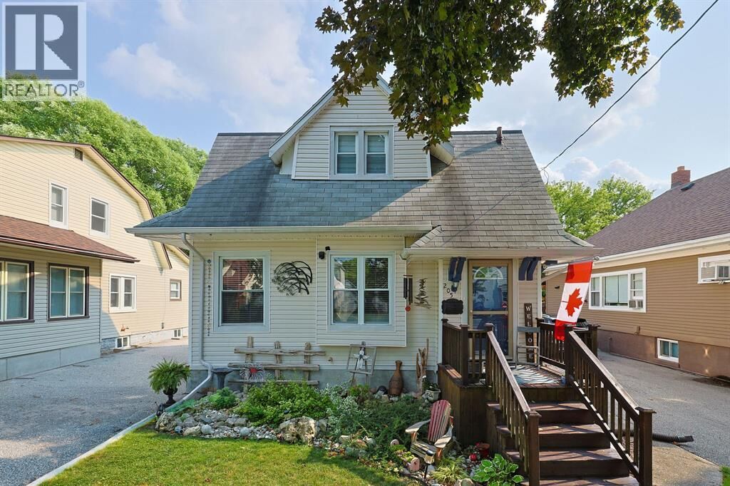 Property Photo:  205 Kathleen Avenue  ON N7T 1E1 