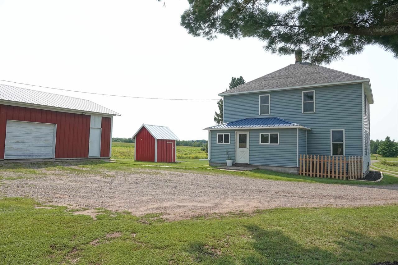 Property Photo:  N3928 River Drive  WI 54451 