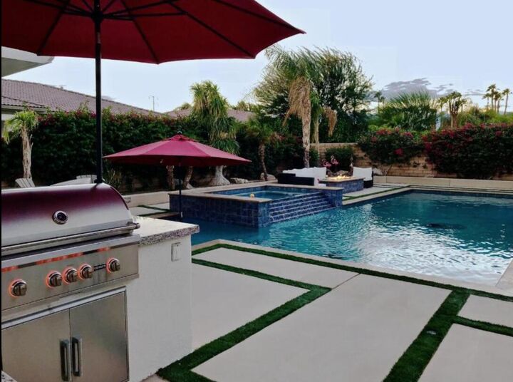 Property Photo:  105 Rubino Court  CA 92211 