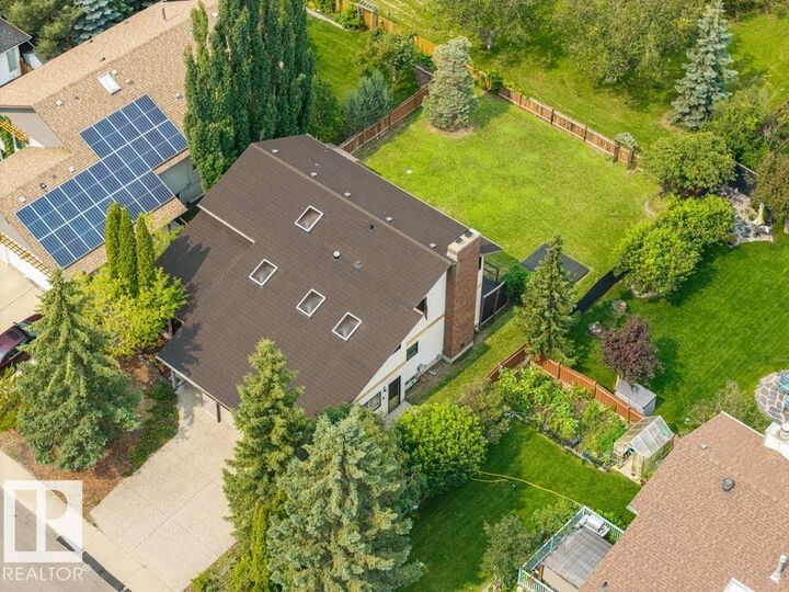 Property Photo: 4140 147 Street NW AB T6H 5V1