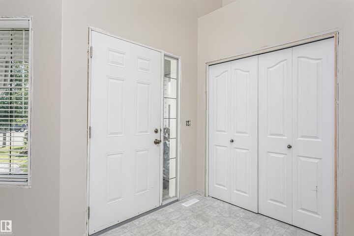 Property Photo: 21 Alderson Close AB T8L 4M9