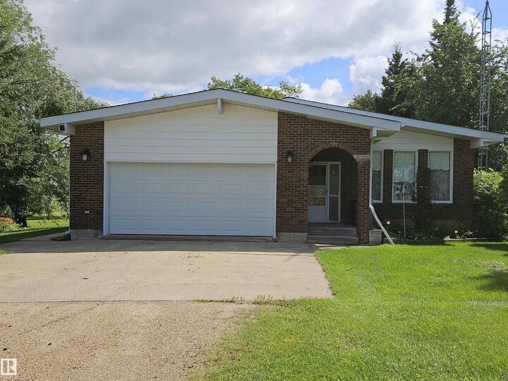 Property Photo: 59441 Range Road 132 AB T0A 3L0