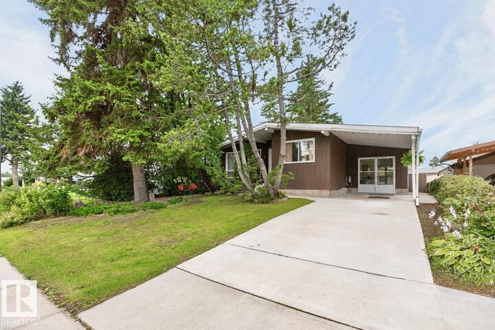 Property Photo:  13336 106 Street NW  AB T5E 4T6 