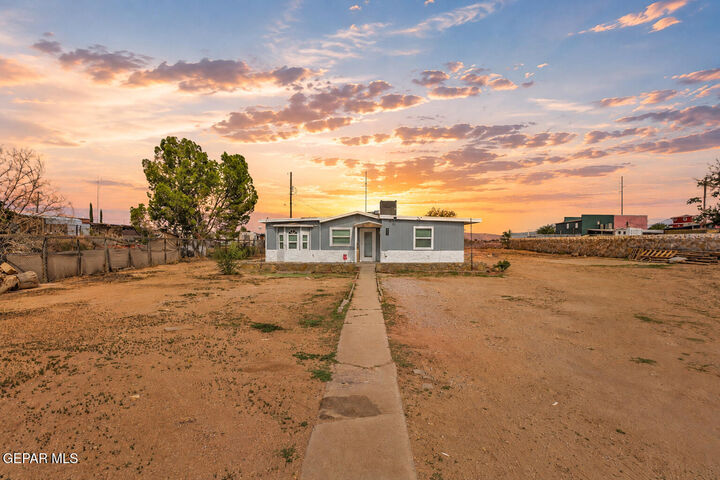 Property Photo: 3550 Vanderveer Drive TX 79938