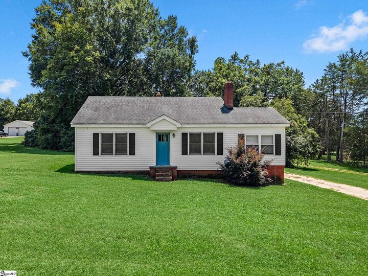 Property Photo:  215 Haile Street  SC 29353 