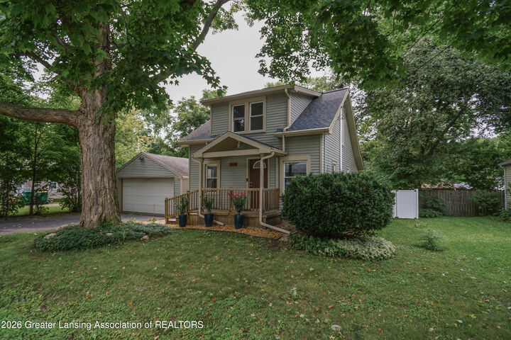 Property Photo:  2217 Auburn Avenue  MI 48842 