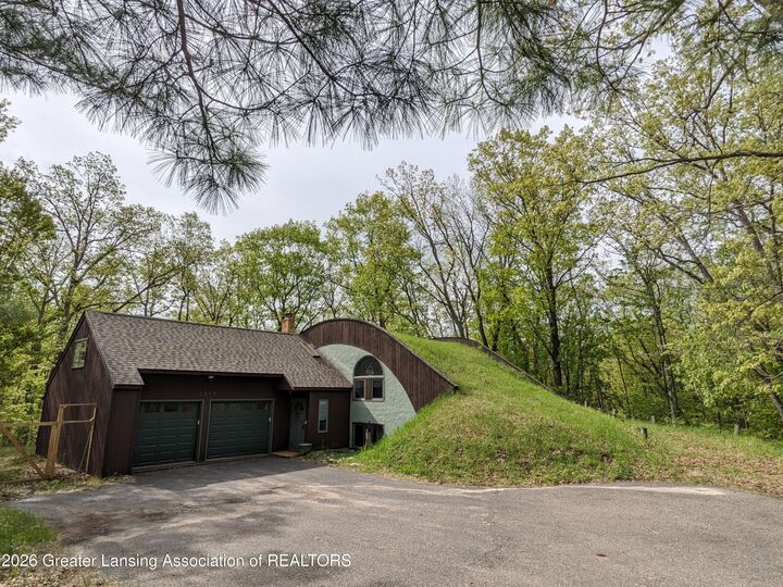 Property Photo: 2889 W Sunset Drive MI 48653