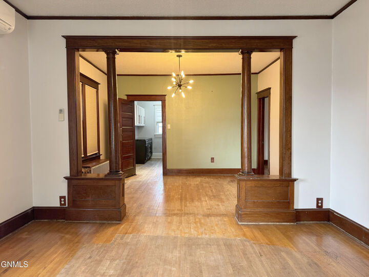 Property Photo:  107 8th Street NW  ND 58554 
