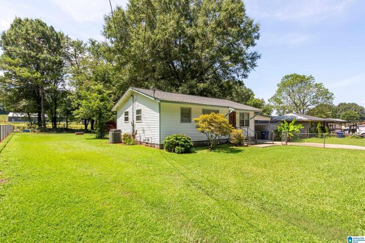 Property Photo: 80 Dixie Drive AL 36260