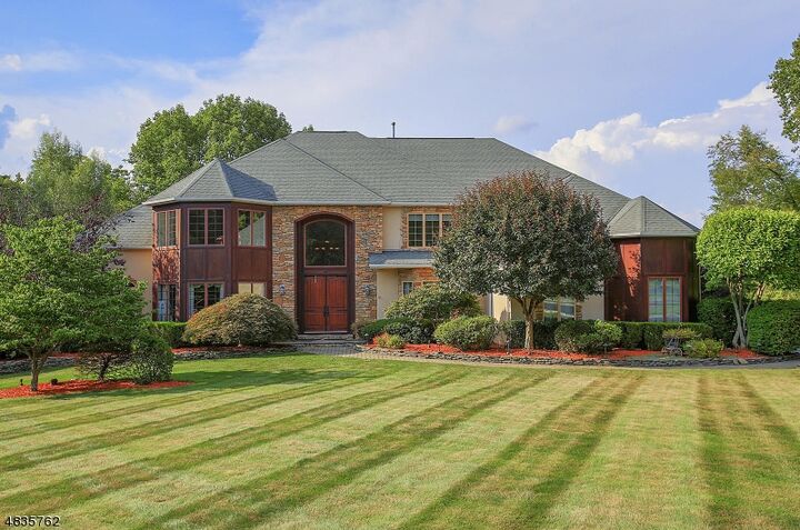 Property Photo:  31 Primrose Ln  NJ 07920 