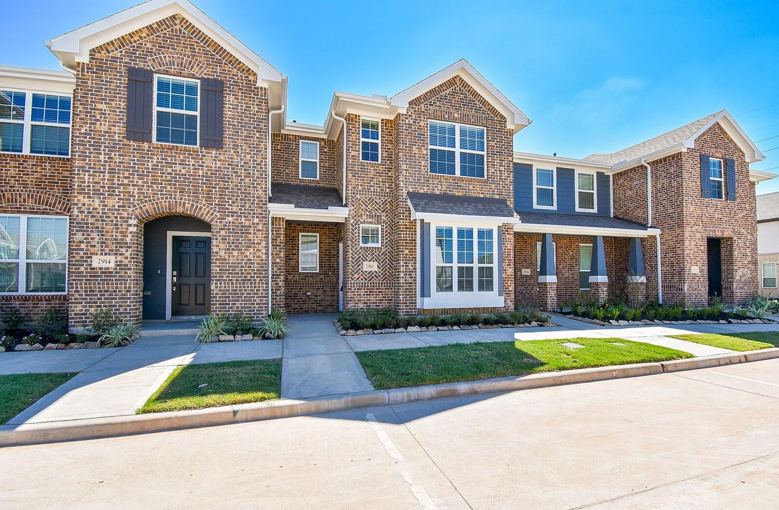 Property Photo:  2910 Scanlan Meadow 18  TX 77459 